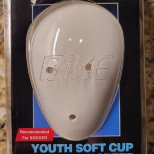 BIKE YOUTH SOFT CUP WITH SUPPORTER